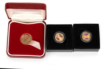 Lot 109 - ELIZABETH II, GOLD HALF SOVEREIGN AND TWO GOLD QUARTER SOVEREIGNS