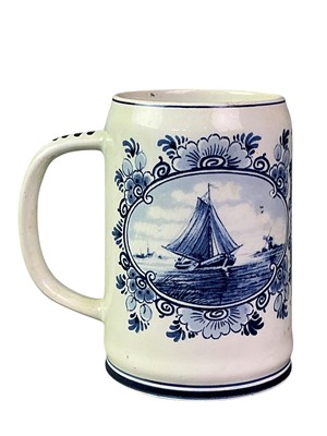 Lot 56 - COLLECTION OF BLUE AND WHITE CERAMICS