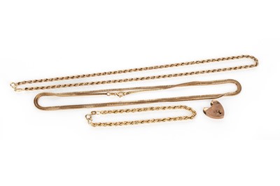 Lot 748 - GROUP OF JEWELLERY