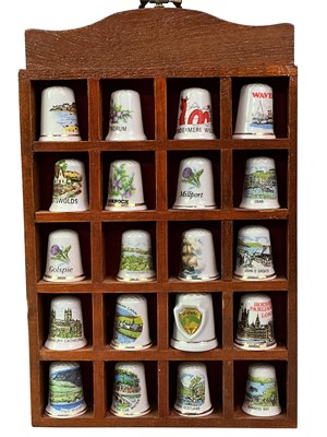 Lot 198 - LARGE GROUP OF THIMBLES