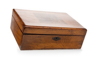 Lot 555 - TUNBRIDGE WARE CASKET