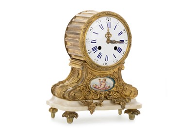 Lot 984 - CONTINENTAL ORMOLU MANTEL CLOCK