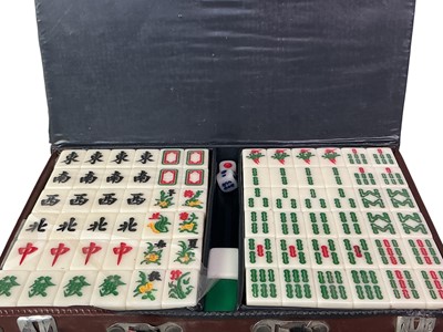 Lot 155 - CHINESE MAHJONG SET