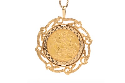 Lot 1 - EDWARD VII GOLD SOVEREIGN