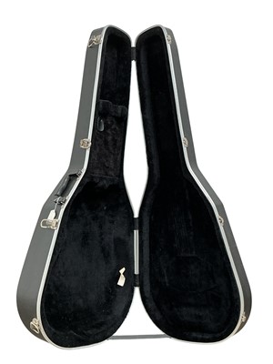 Lot 298 - OVATION HARD GUITAR CASE