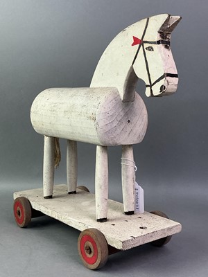 Lot 213 - GROUP OF VINTAGE WOODEN TOYS