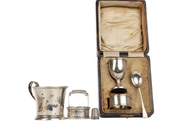 Lot 967 - GROUP OF SILVER