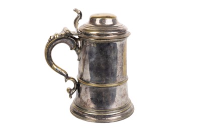 Lot 383 - SILVER PLATED TANKARD