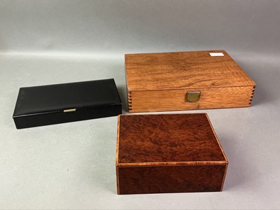 Lot 395 - BURR WALNUT CIGAR BOX