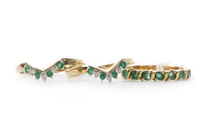 Lot 508 - THREE EMERALD BANDS