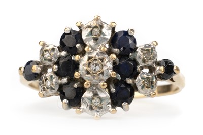 Lot 710 - SAPPHIRE AND DIAMOND CLUSTER RING