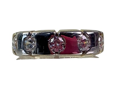 Lot 466 - CUBIC ZIRCONIA FIVE STONE RING