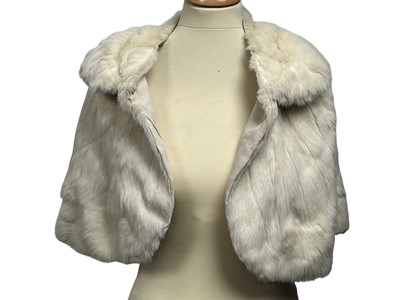 Lot 475 - WHITE FUR STOLE