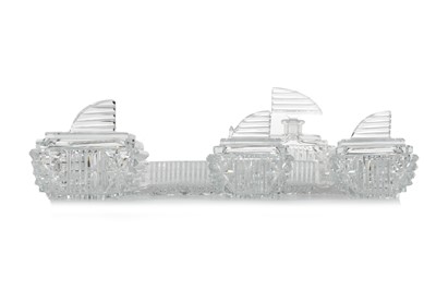 Lot 538 - CLEAR GLASS DRESSING TABLE SET