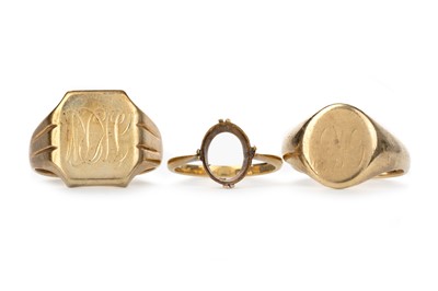 Lot 425 - TWO GOLD SIGNET RINGS AND A SHANK