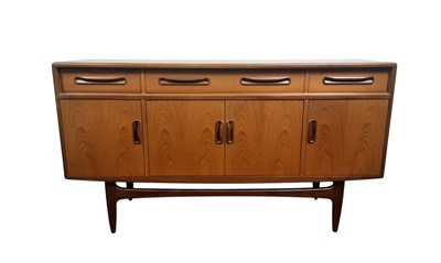 Lot 552 - MID CENTURY G PLAN TEAK DINING SUITE