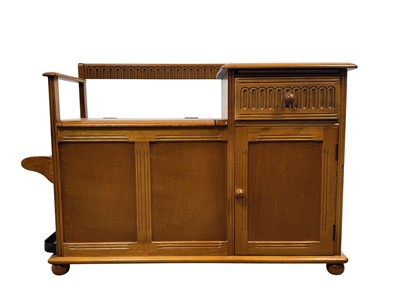 Lot 527 - ELM HALL SETTLE