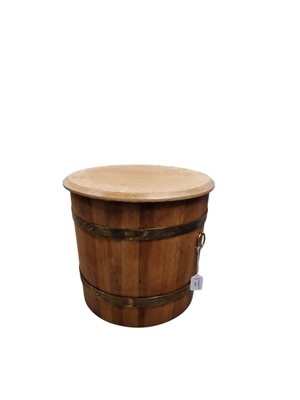 Lot 528 - COOPERED HARDWOOD BUCKET BARREL