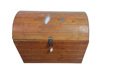 Lot 567 - VINTAGE PINE TRUNK