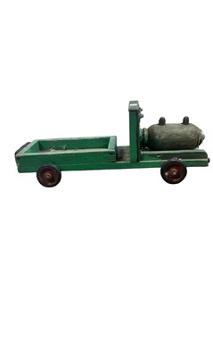 Lot 568 - VINTAGE SCRATCHBUILT MODEL VEHICLE