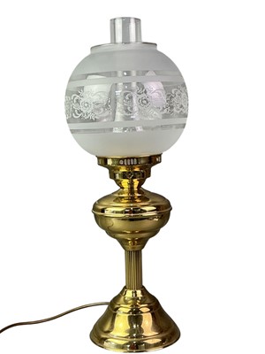 Lot 569 - REPRODUCTION OIL LAMP