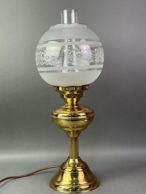 Lot 569 - REPRODUCTION OIL LAMP
