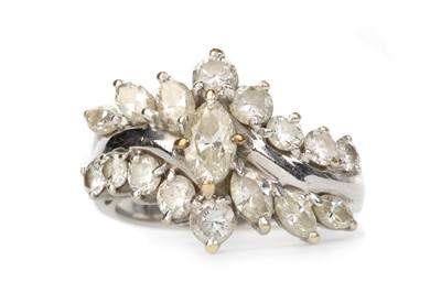 Lot 429 - DIAMOND DRESS RING