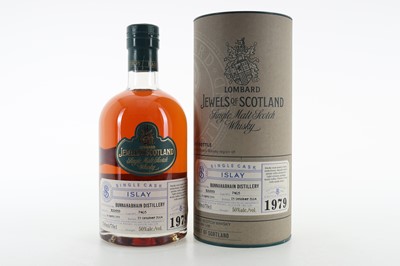 Lot 16 - **BUNNAHABHAIN 1979 25 YEAR OLD LOMBARD JEWELS OF SCOTLAND