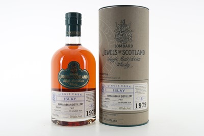 Lot 106 - **BUNNAHABHAIN 1979 25 YEAR OLD LOMBARD JEWELS OF SCOTLAND