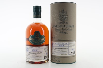 Lot 128 - **BUNNAHABHAIN 1979 25 YEAR OLD LOMBARD JEWELS OF SCOTLAND