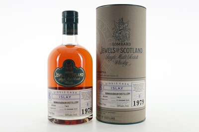Lot 144 - **BUNNAHABHAIN 1979 25 YEAR OLD LOMBARD JEWELS OF SCOTLAND