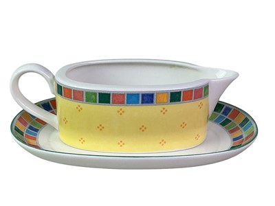 Lot 605 - VILLEROY & BOCH DINNER SERVICE