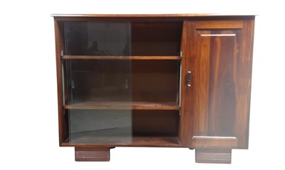 Lot 584 - MID CENTURY BOOKCASE