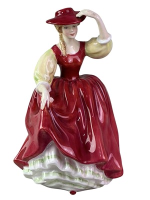 Lot 55 - GROUP OF PORCELAIN FIGURES