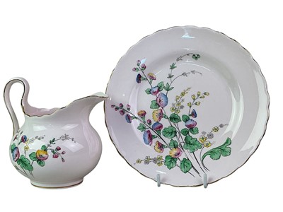 Lot 24 - GROUP OF CERAMICS