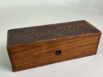 Lot 124 - WHEELER & WILSON SINGER SEWING MACHINES ADVERTISING BOX