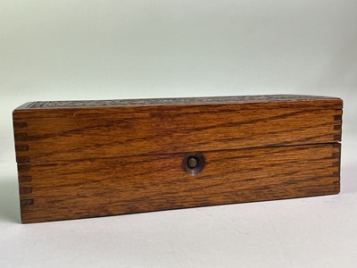 Lot 124 - WHEELER & WILSON SINGER SEWING MACHINES ADVERTISING BOX