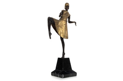 Lot 617 - ART DECO STYLE BRONZE FIGURE