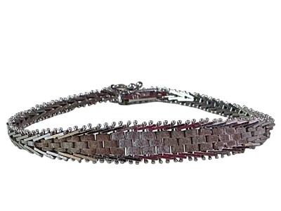 Lot 249 - ITALIAN SILVER NECKLACE