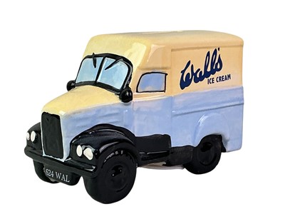 Lot 185 - GROUP OF KITCHENALIA