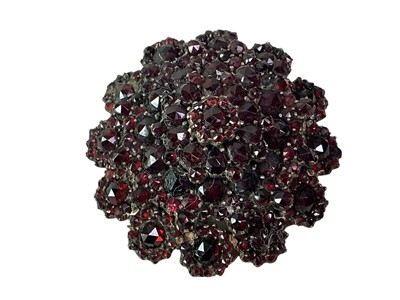 Lot 210 - SILVER BAR BROOCH