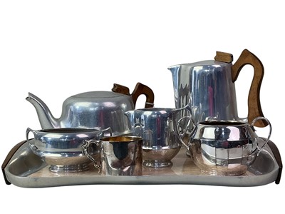 Lot 457 - PICQUOT WARE SET