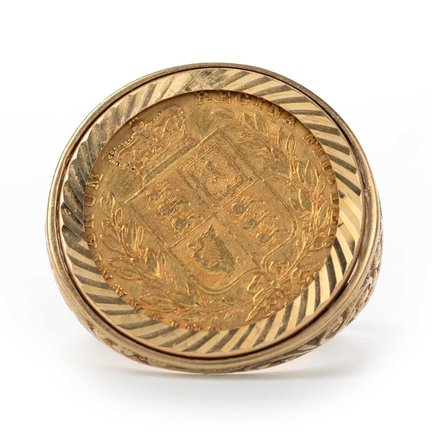 Lot 20 - VICTORIA GOLD SOVEREIGN RING
