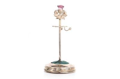Lot 979 - EDWARDIAN SILVER HAT PIN AND RING STAND