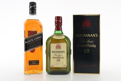 Lot 36 - BUCHANAN'S 12 YEAR OLD DELUXE 1L AND JOHNNIE WALKER 12 YEAR OLD BLACK LABEL 1L