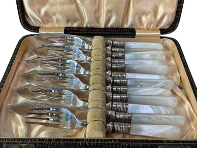Lot 440 - COLLECTION OF SILVER PLATED CUTLERY