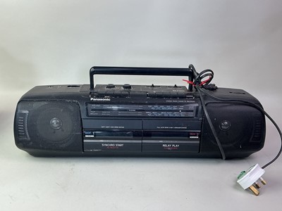Lot 592 - COLLECTION OF VARIOUS CD AND CASSETTE RADIOS