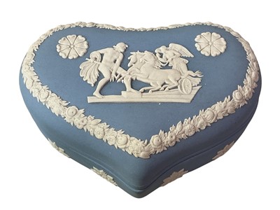 Lot 455 - WEDGWOOD DISH