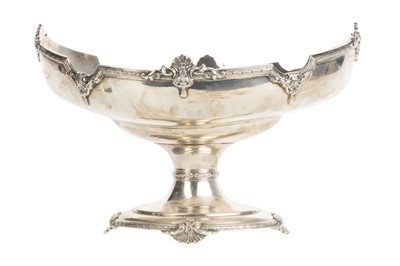 Lot 989 - BOAT SHAPPED STEMMED COMPORT