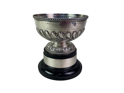 Lot 632 - VICTORIAN SILVER PRESENTATION BOWL
